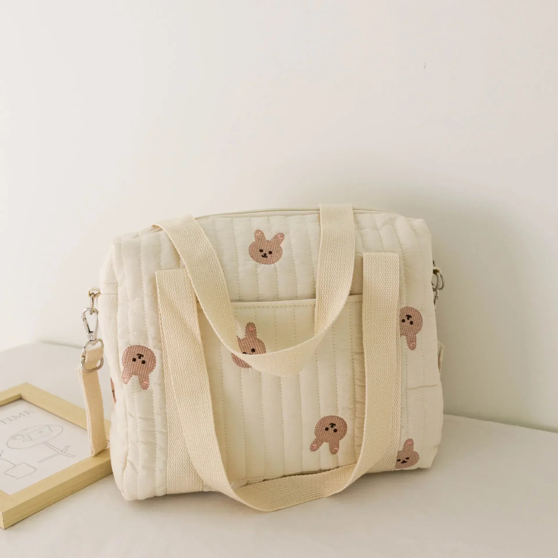 Sac à langer brodé en coton beige – Motif Ours et Fleurs